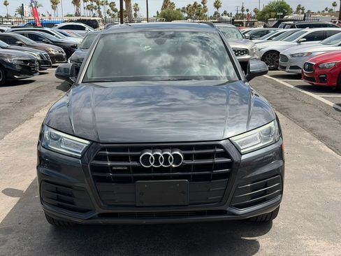 Used 2020 Audi Q5 2.0T Premium w/ Titanium Sport Package AWD/4WD image 15
