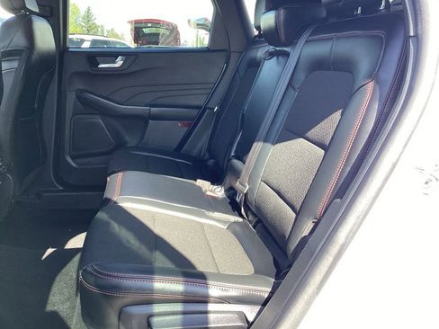 Used 2025 Ford Escape ST-Line AWD/4WD image 18