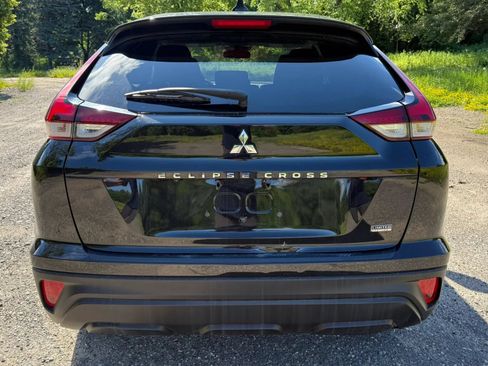 Used 2023 Mitsubishi Eclipse Cross LE AWD/4WD image 8