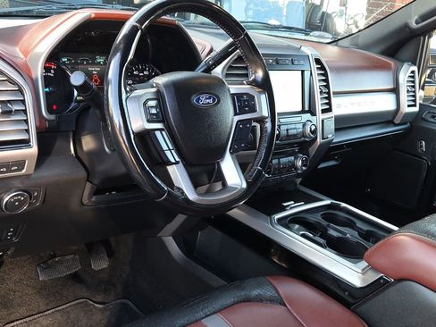 Used 2018 Ford F450 Platinum w/ Platinum Ultimate Package image 19