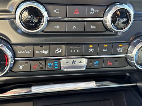 New 2025 Ford F150 Lariat w/ Equipment Group 501A Mid image 25