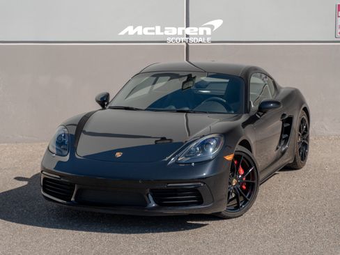 Used 2025 Porsche 718 Cayman S w/ Premium Package RWD image 1