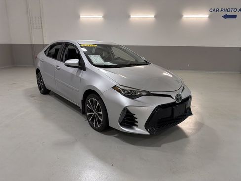 Used 2018 Toyota Corolla SE w/ Body Protection Package FWD image 4