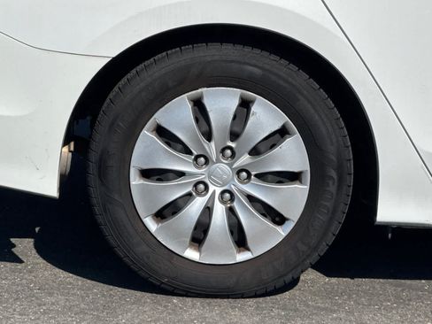 Used 2010 Honda Accord LX image 26