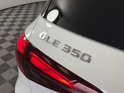 Used 2025 Mercedes-Benz GLE 350 4MATIC image 15