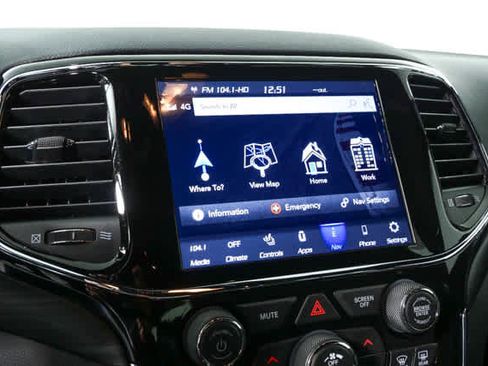 Used 2021 Jeep Grand Cherokee Laredo X image 13