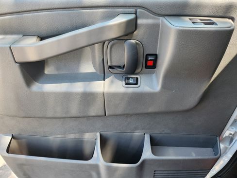 New 2025 Chevrolet Express 3500 w/ Power Convenience Package image 25