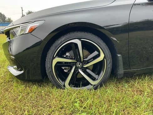 Used 2022 Honda Accord Sport image 28