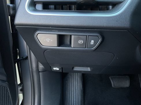 Used 2025 Kia K4 FWD image 18