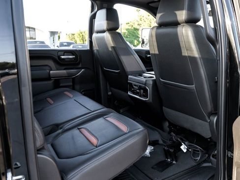 Used 2021 GMC Sierra 2500 AT4 w/ AT4 Premium Plus Package image 38