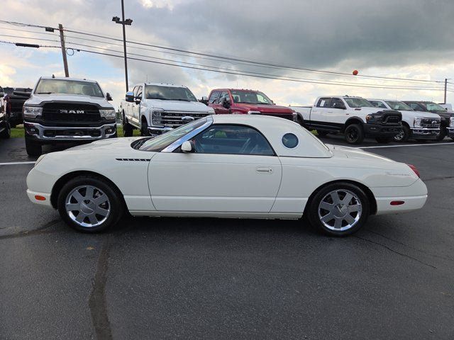 Used 2002 Ford Thunderbird RWD image 3