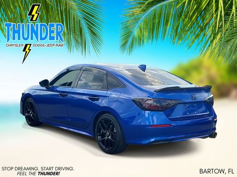 Used 2024 Honda Civic Sport image 3