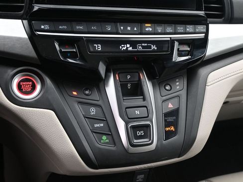Used 2025 Honda Odyssey EX-L image 15