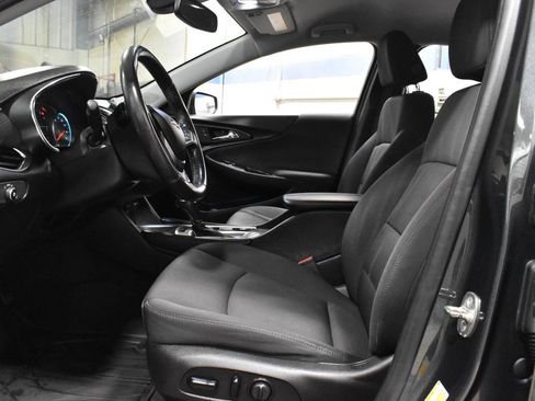 Used 2018 Chevrolet Malibu LT image 6