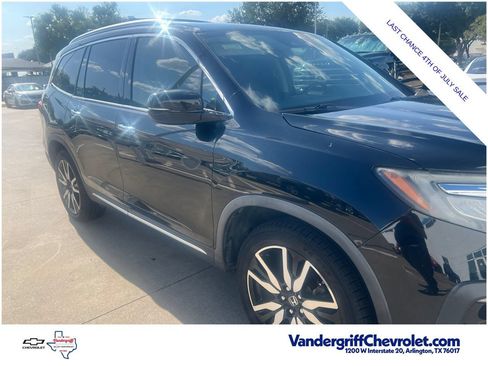 Used 2019 Honda Pilot Touring image 5