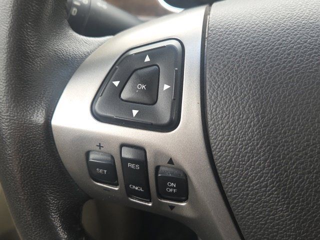 Used 2018 Ford Taurus Limited FWD image 39