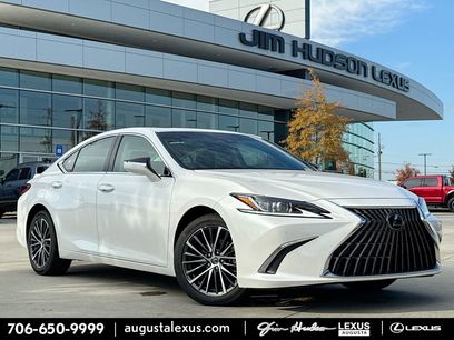 Used 2023 Lexus ES 300h w/ Premium Package