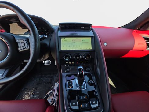 Used 2024 Jaguar F-TYPE R AWD/4WD image 17