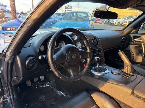 Used 2004 Dodge Viper SRT-10 image 40