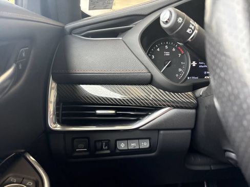 Certified 2019 Cadillac XT4 Sport AWD/4WD image 18