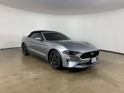 Used 2022 Ford Mustang GT Premium w/ Equipment Group 401A image 4