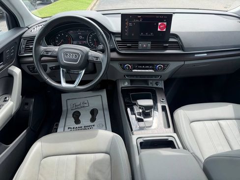 Used 2022 Audi Q5 2.0T Premium w/ Convenience Package AWD/4WD image 28