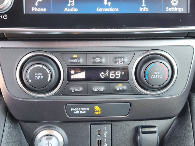 Certified 2025 Nissan Leaf S FWD image 20