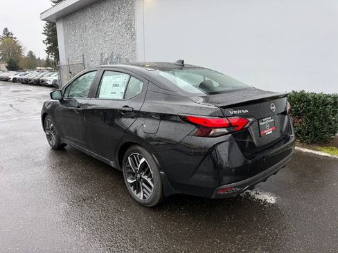 New 2025 Nissan Versa SR w/ Trunk Package image 8