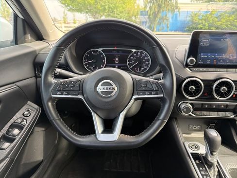 Used 2022 Nissan Sentra SV FWD image 24