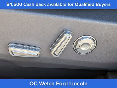 New 2026 Lincoln Nautilus Premier image 23