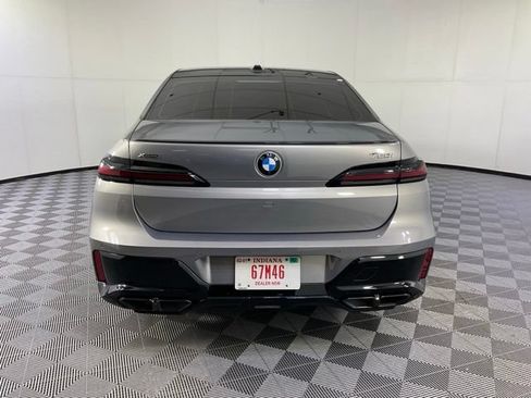 Certified 2023 BMW 760i xDrive AWD/4WD image 5