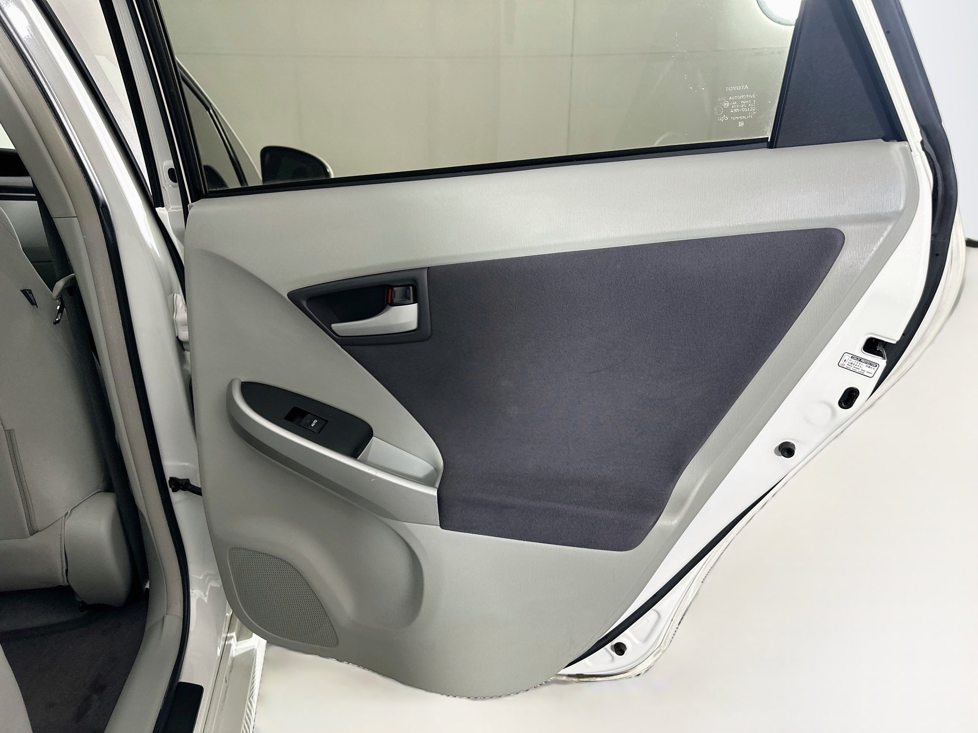 Used 2011 Toyota Prius Two FWD image 27