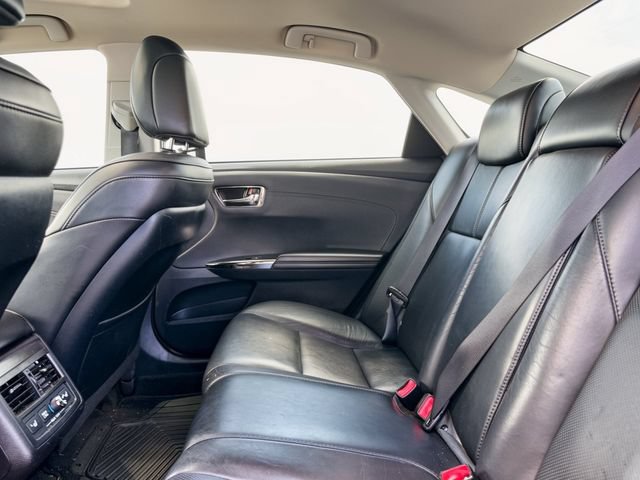 Used 2018 Toyota Avalon Limited FWD image 27