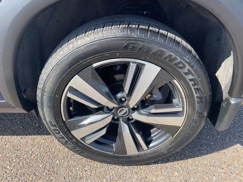 Certified 2023 Nissan Rogue Platinum w/ Platinum Premium Package FWD image 17