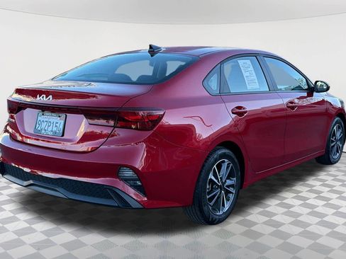 Used 2023 Kia Forte LXS image 5