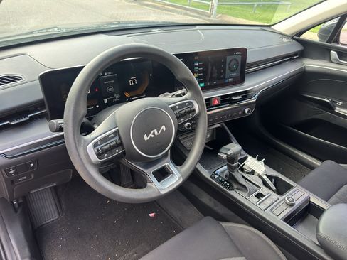 Used 2025 Kia K5 LXS FWD image 18