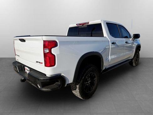 Used 2023 Chevrolet Silverado 1500 ZR2 w/ Technology Package image 7