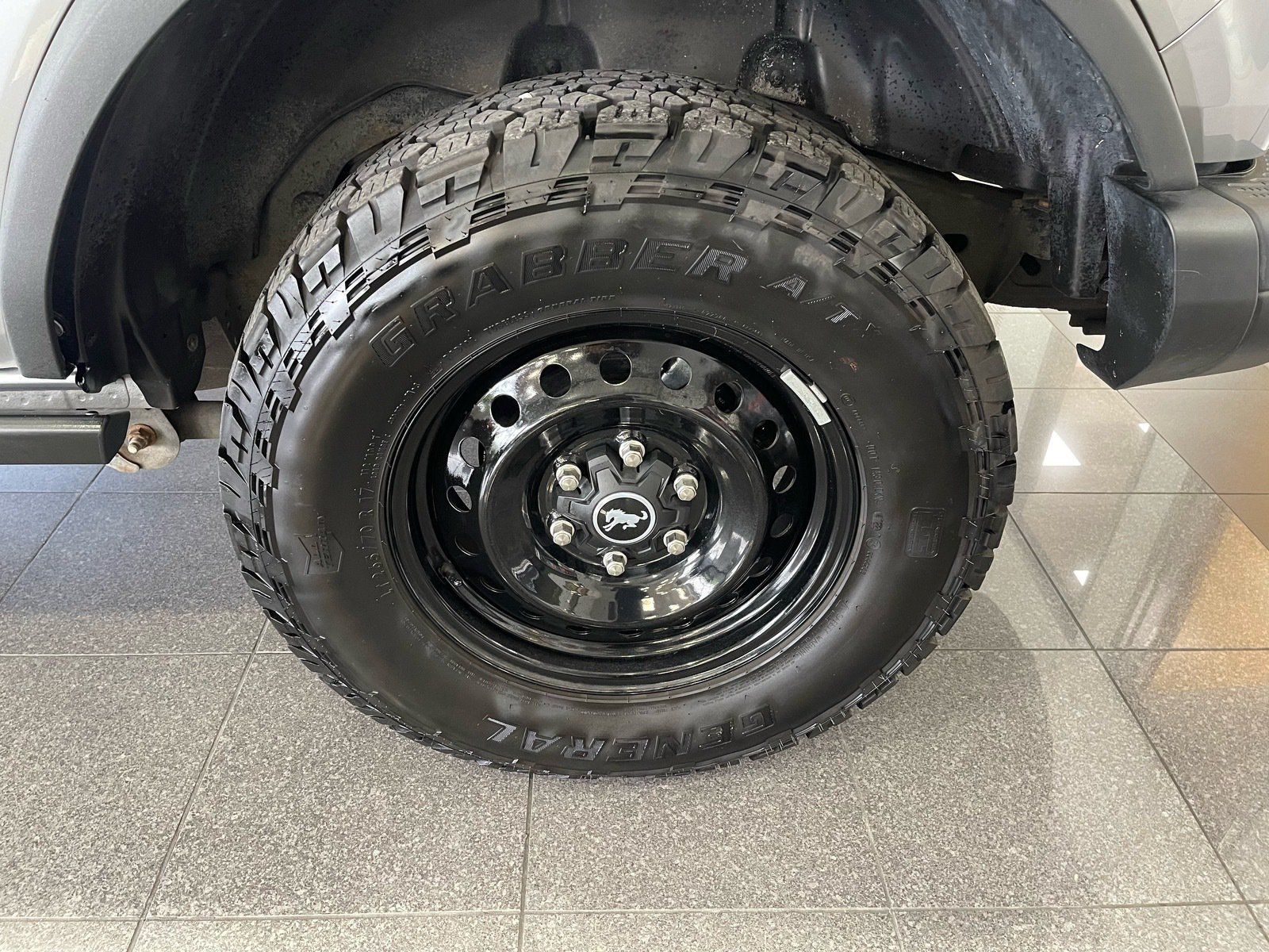 Used 2023 Ford Bronco Black Diamond AWD/4WD image 22