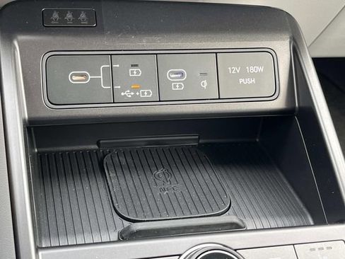 New 2026 Hyundai Kona Limited FWD image 34