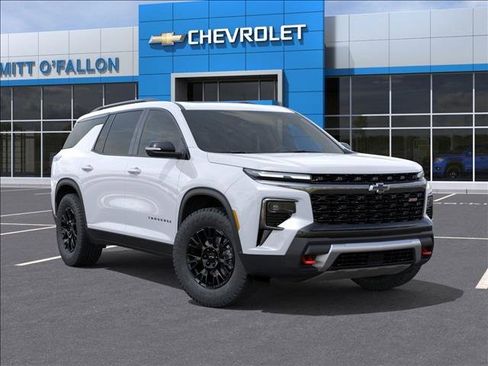 New 2026 Chevrolet Traverse Z71 w/ Driver Confidence Package image 7