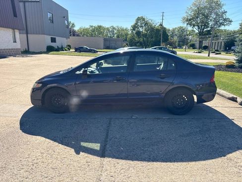 Used 2011 Honda Civic DX-VP image 4