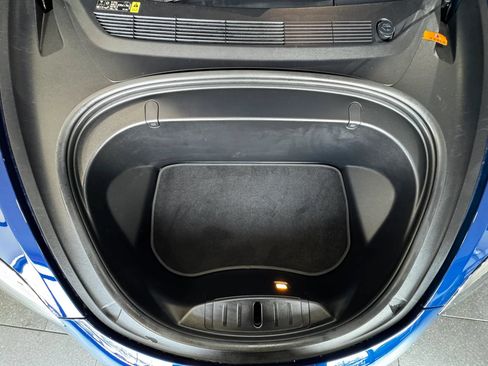 Used 2018 Tesla Model 3 Long Range RWD image 33