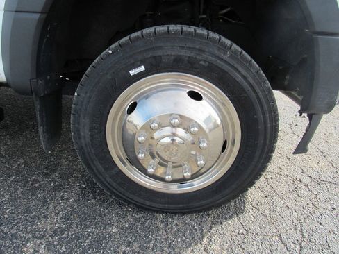 Used 2021 Ford F550 2WD Crew Cab Super Duty image 10