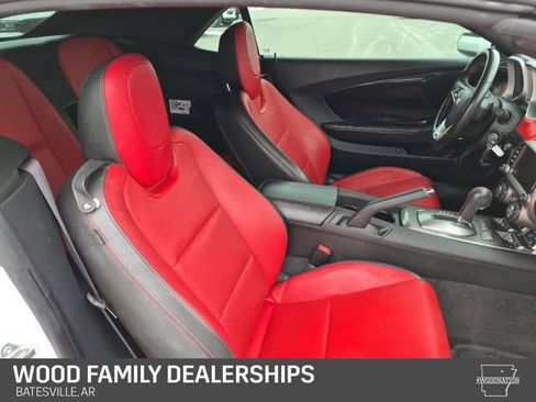 Used 2015 Chevrolet Camaro LT w/ Commemorative Special Edition image 26