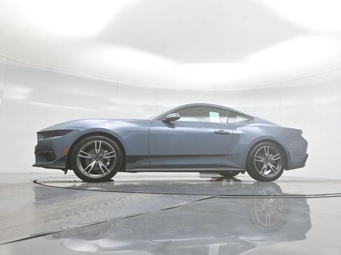 New 2025 Ford Mustang Coupe image 7