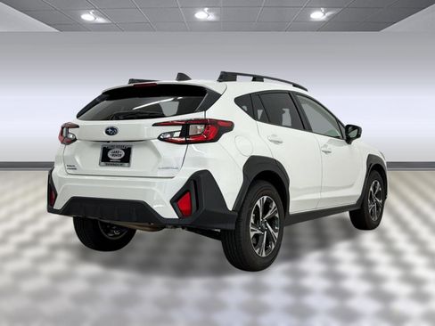 Used 2025 Subaru Crosstrek 2.5i Premium AWD/4WD image 9