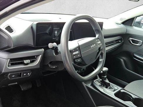 Used 2025 Kia K4 FWD image 7