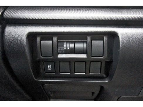 Used 2022 Subaru Impreza 2.0i Premium AWD/4WD image 22