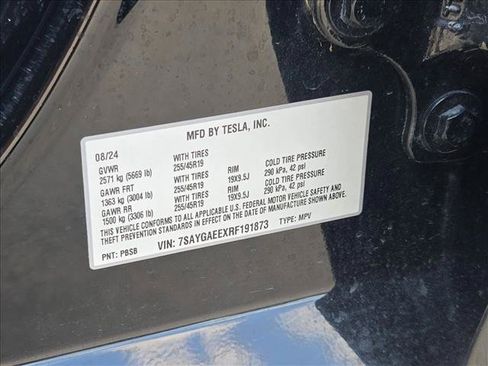 Used 2024 Tesla Model Y AWD image 22