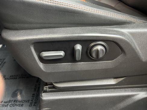 Used 2022 GMC Sierra 1500 AT4 w/ AT4 Premium Package image 14